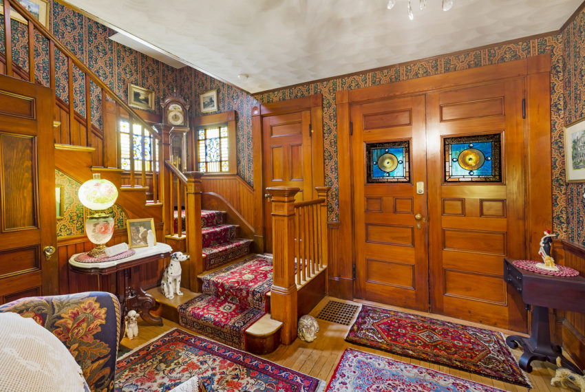 326 Lexington Street 09